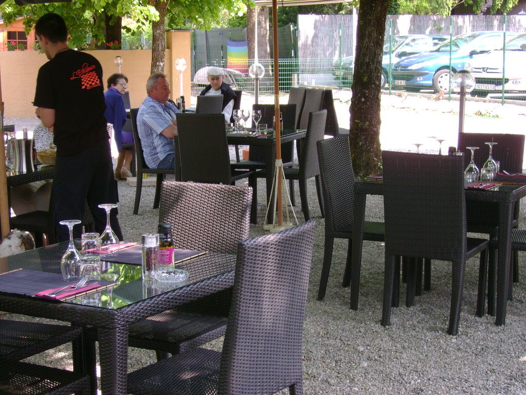 Hotel Restaurant Davat Brison-Saint-Innocent Exterior foto