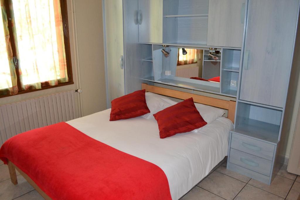 Hotel Restaurant Davat Brison-Saint-Innocent Habitación foto