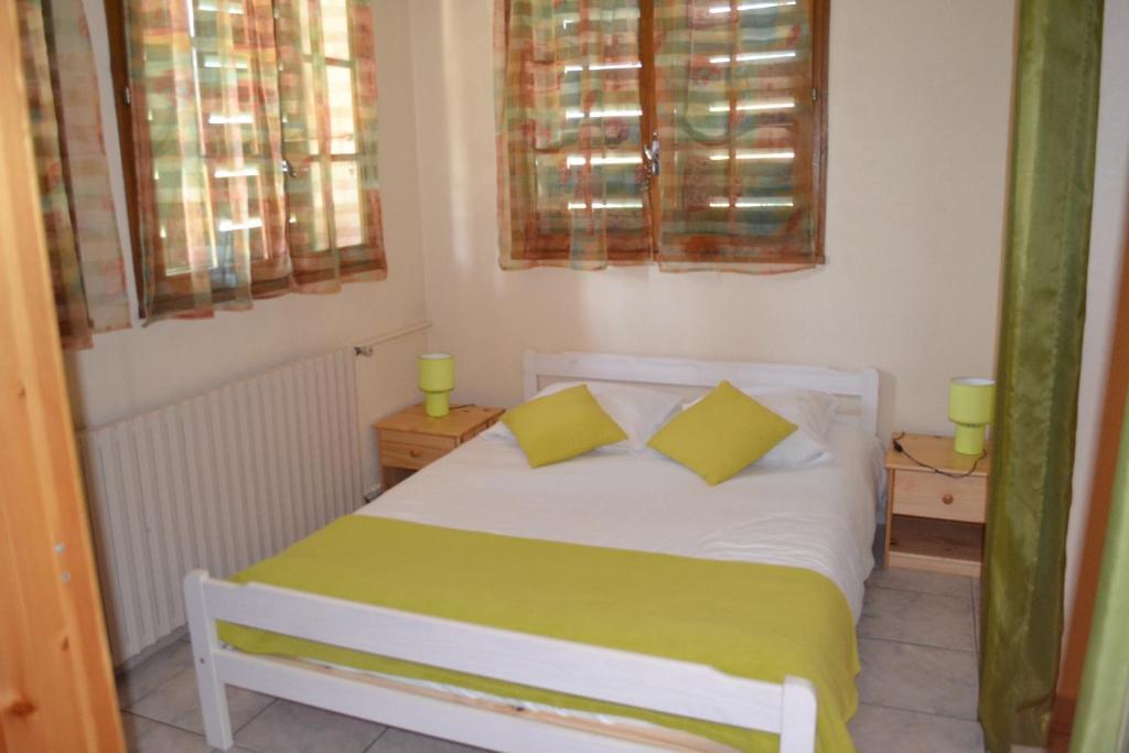 Hotel Restaurant Davat Brison-Saint-Innocent Habitación foto